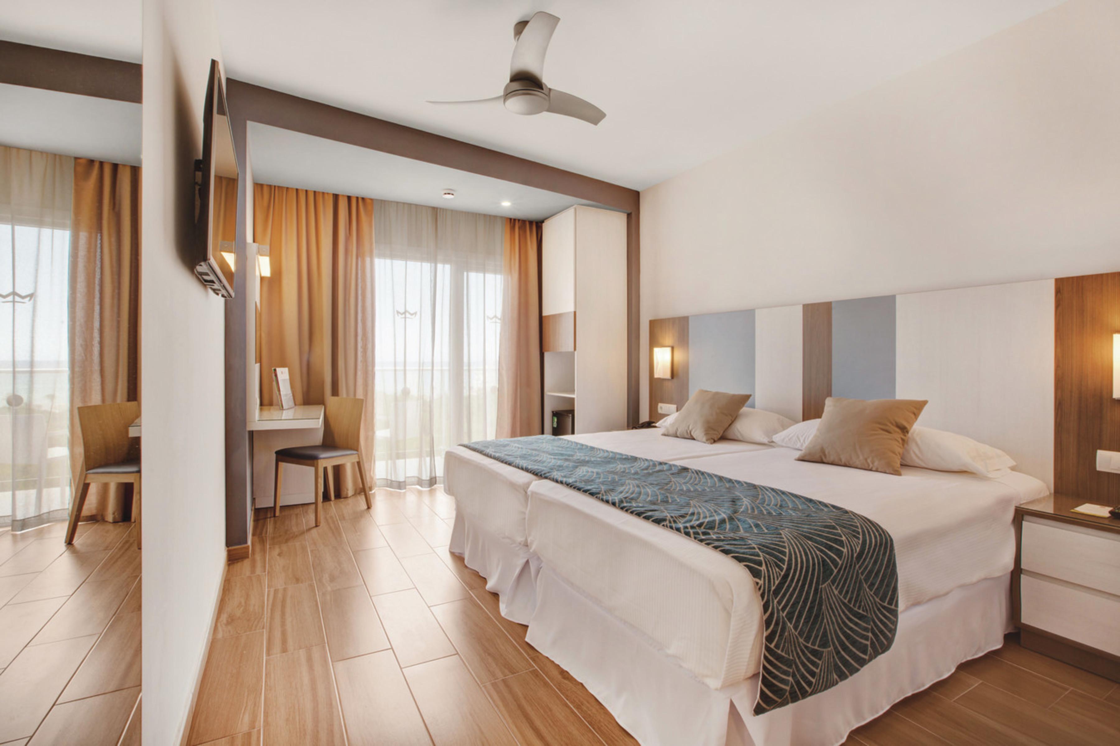 Hotel Riu Festival 플라야 데 팔마 외부 사진